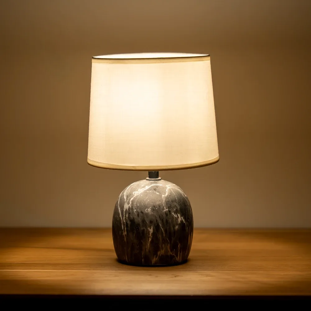 Декоративная настольная лампа Arte Lamp TITAWIN
